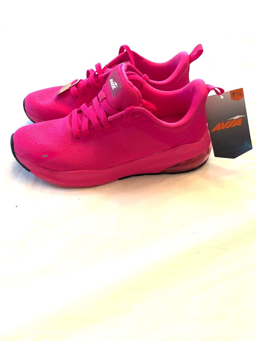 NWT Avia Hot Pink Air Athletic Memory Foam Sneakers SZ 7.5